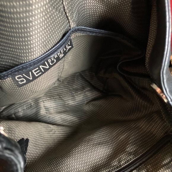 Sven Berkeley Black Leather Sling Backpack California - Picture 9 of 9